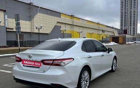 Toyota Camry, 2020 год, 3 600 000 рублей, 4 фотография