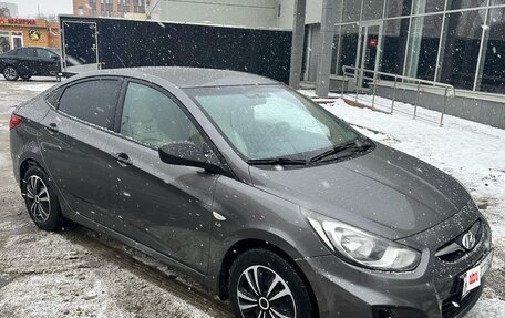 Hyundai Solaris II рестайлинг, 2014 год, 740 000 рублей, 3 фотография