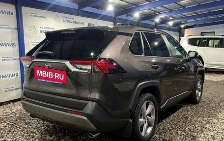 Toyota RAV4, 2021 год, 2 899 000 рублей, 5 фотография