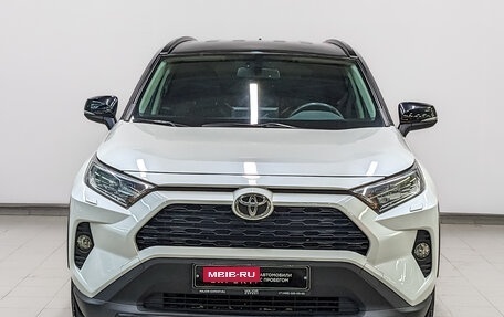 Toyota RAV4, 2021 год, 3 550 000 рублей, 2 фотография