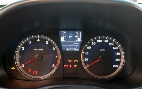 Hyundai Solaris II рестайлинг, 2015 год, 970 000 рублей, 15 фотография