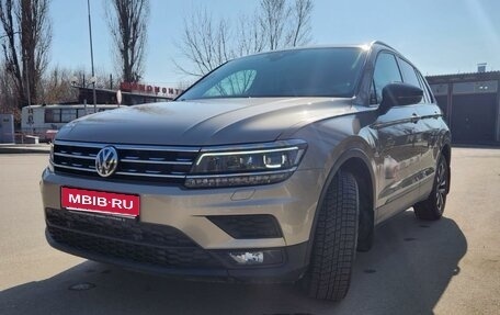 Volkswagen Tiguan II, 2020 год, 2 600 000 рублей, 1 фотография