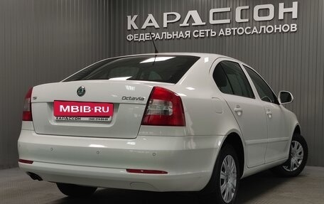 Skoda Octavia, 2011 год, 980 000 рублей, 2 фотография