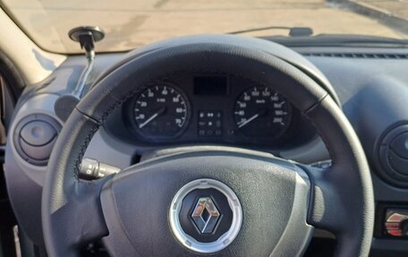 Renault Logan I, 2013 год, 650 000 рублей, 24 фотография