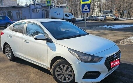 Hyundai Solaris II рестайлинг, 2019 год, 1 050 000 рублей, 1 фотография