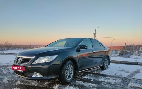 Toyota Camry, 2012 год, 1 600 000 рублей, 2 фотография