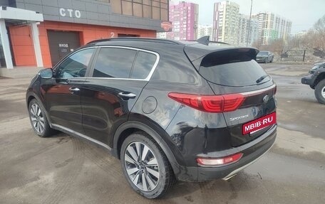 KIA Sportage IV рестайлинг, 2018 год, 2 300 000 рублей, 4 фотография