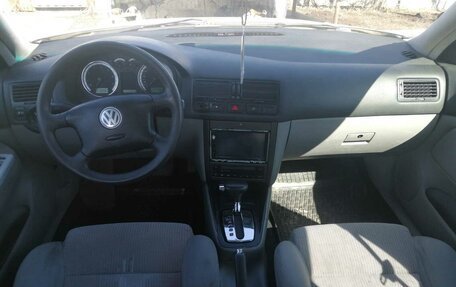 Volkswagen Bora, 2001 год, 235 000 рублей, 5 фотография