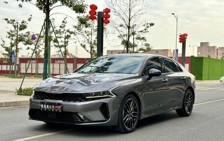 KIA K5, 2021 год, 1 650 000 рублей, 3 фотография