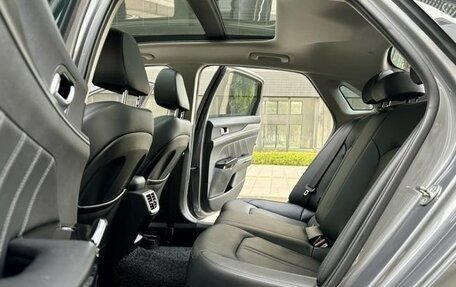 KIA K5, 2021 год, 1 650 000 рублей, 11 фотография