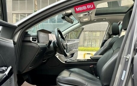 KIA K5, 2021 год, 1 650 000 рублей, 10 фотография
