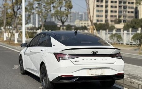 Hyundai Elantra, 2022 год, 1 030 000 рублей, 6 фотография