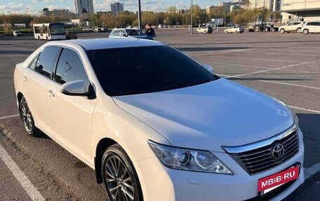 Toyota Camry, 2012 год, 1 740 000 рублей, 2 фотография