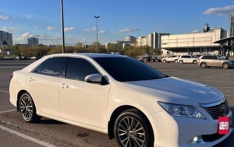 Toyota Camry, 2012 год, 1 740 000 рублей, 14 фотография