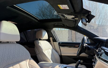 BMW 7 серия, 2018 год, 4 450 000 рублей, 14 фотография