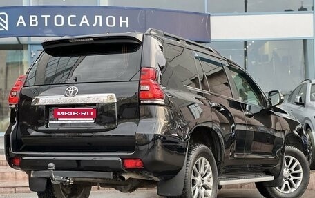 Toyota Land Cruiser Prado 150 рестайлинг 2, 2017 год, 4 590 000 рублей, 3 фотография