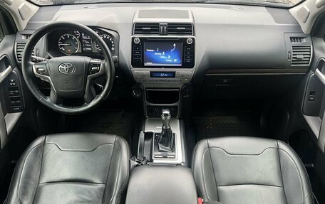 Toyota Land Cruiser Prado 150 рестайлинг 2, 2017 год, 4 590 000 рублей, 14 фотография