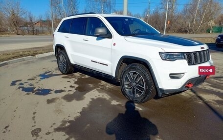 Jeep Grand Cherokee, 2017 год, 4 450 000 рублей, 10 фотография