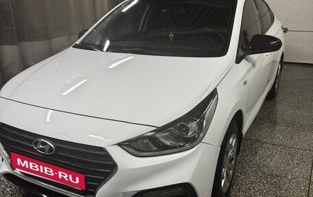 Hyundai Solaris II рестайлинг, 2017 год, 1 150 000 рублей, 9 фотография