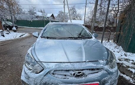 Hyundai Solaris II рестайлинг, 2011 год, 650 000 рублей, 6 фотография