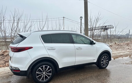 KIA Sportage IV рестайлинг, 2021 год, 2 300 000 рублей, 3 фотография