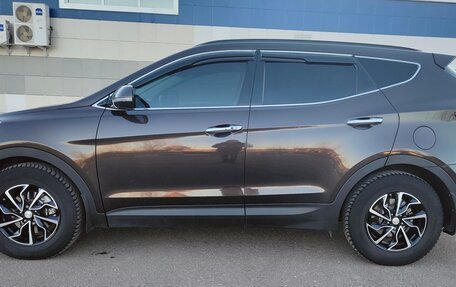 Hyundai Santa Fe III рестайлинг, 2017 год, 2 750 000 рублей, 2 фотография