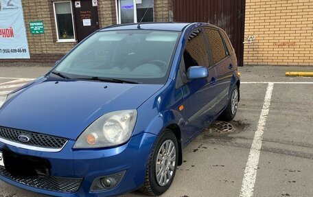 Ford Fiesta, 2006 год, 390 000 рублей, 2 фотография