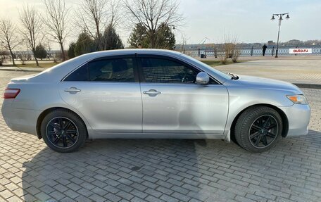 Toyota Camry, 2010 год, 1 600 000 рублей, 3 фотография