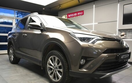 Toyota RAV4, 2017 год, 2 849 000 рублей, 4 фотография