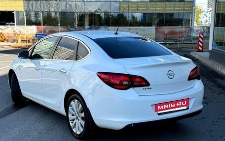 Opel Astra J, 2014 год, 1 140 000 рублей, 12 фотография