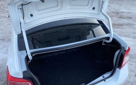 Renault Logan II, 2018 год, 955 000 рублей, 19 фотография