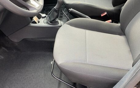 Renault Logan II, 2016 год, 1 240 000 рублей, 20 фотография