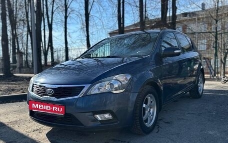 KIA cee'd I рестайлинг, 2011 год, 750 000 рублей, 3 фотография