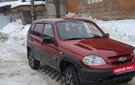 Chevrolet Niva I рестайлинг, 2011 год, 430 000 рублей, 3 фотография