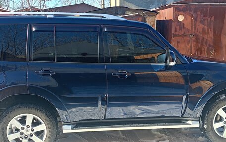 Mitsubishi Pajero IV, 2010 год, 2 200 000 рублей, 5 фотография