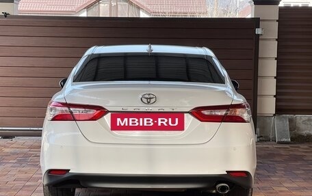 Toyota Camry, 2018 год, 2 690 000 рублей, 4 фотография