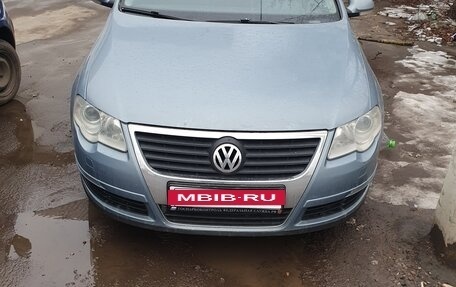 Volkswagen Passat B6, 2009 год, 650 000 рублей, 2 фотография