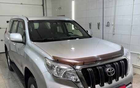 Toyota Land Cruiser Prado 150 рестайлинг 2, 2014 год, 4 150 000 рублей, 2 фотография