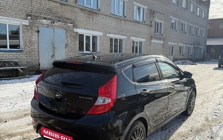 Hyundai Solaris II рестайлинг, 2011 год, 999 000 рублей, 6 фотография