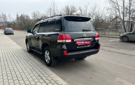 Toyota Land Cruiser 200, 2011 год, 3 100 000 рублей, 5 фотография