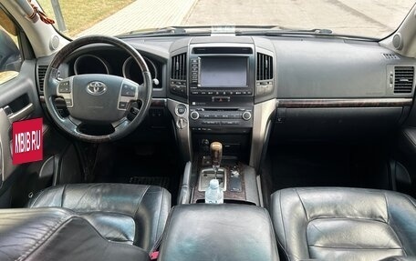 Toyota Land Cruiser 200, 2011 год, 3 100 000 рублей, 10 фотография