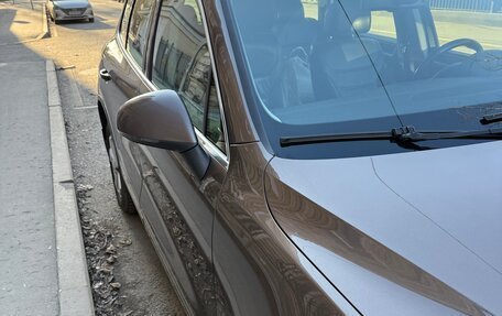 Volkswagen Touareg III, 2012 год, 1 600 000 рублей, 2 фотография