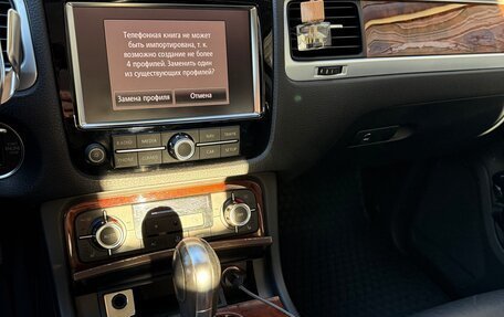 Volkswagen Touareg III, 2012 год, 1 600 000 рублей, 27 фотография