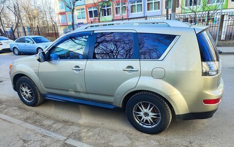 Mitsubishi Outlander III рестайлинг 3, 2008 год, 1 000 000 рублей, 3 фотография