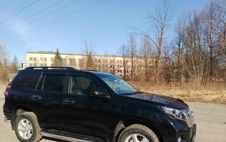 Toyota Land Cruiser Prado 150 рестайлинг 2, 2014 год, 3 430 000 рублей, 9 фотография