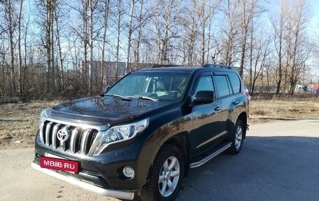 Toyota Land Cruiser Prado 150 рестайлинг 2, 2014 год, 3 430 000 рублей, 7 фотография