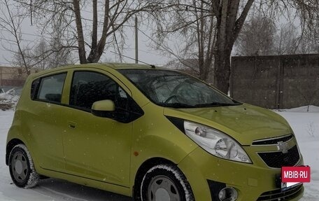 Chevrolet Spark III, 2011 год, 500 000 рублей, 4 фотография