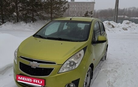 Chevrolet Spark III, 2011 год, 500 000 рублей, 10 фотография