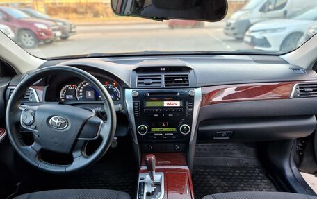 Toyota Camry, 2012 год, 1 700 000 рублей, 10 фотография