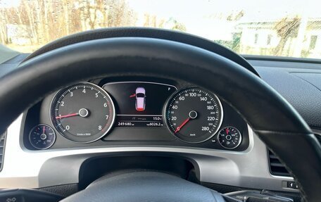 Volkswagen Touareg III, 2010 год, 2 000 000 рублей, 4 фотография